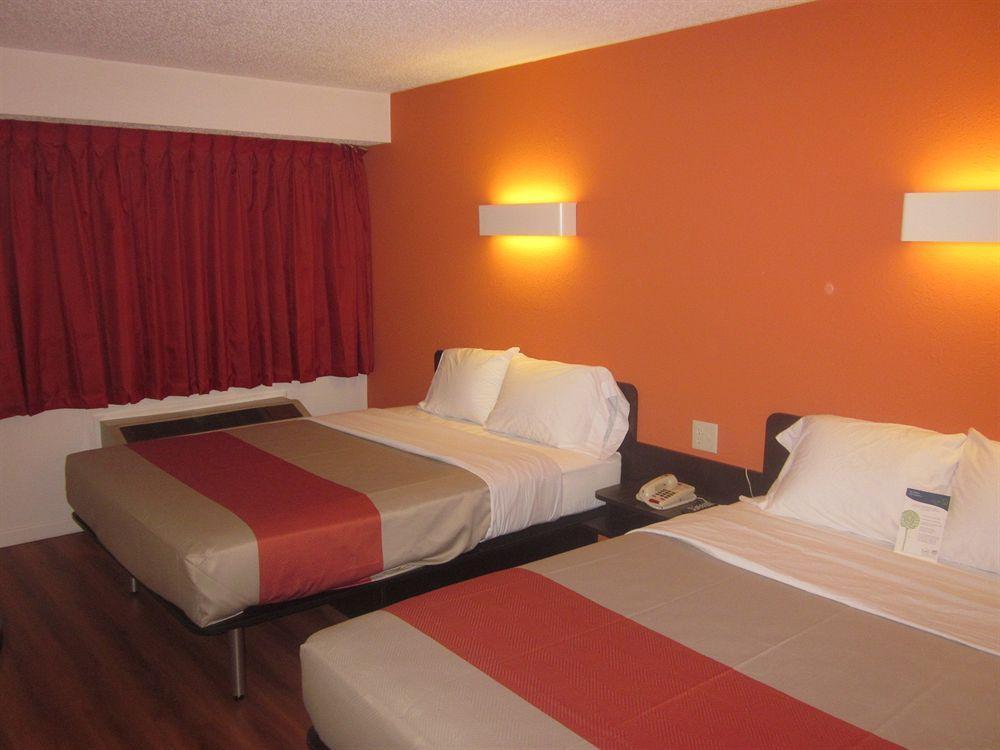 Motel 6-Berea, Ky Eksteriør billede